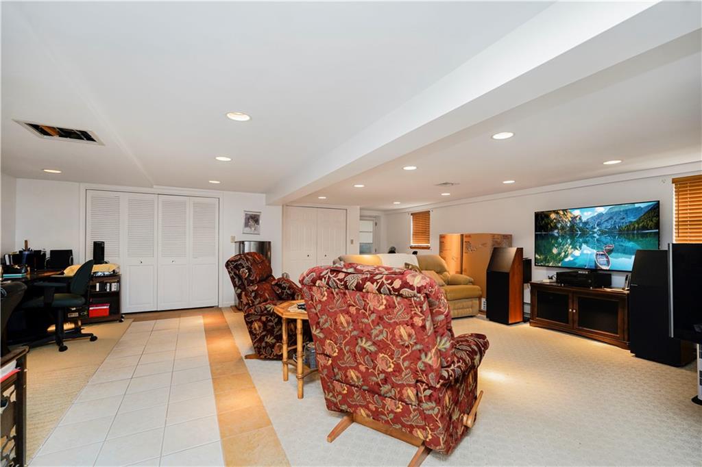 389 Sycamore Street Eltingville Staten Island NY 10312