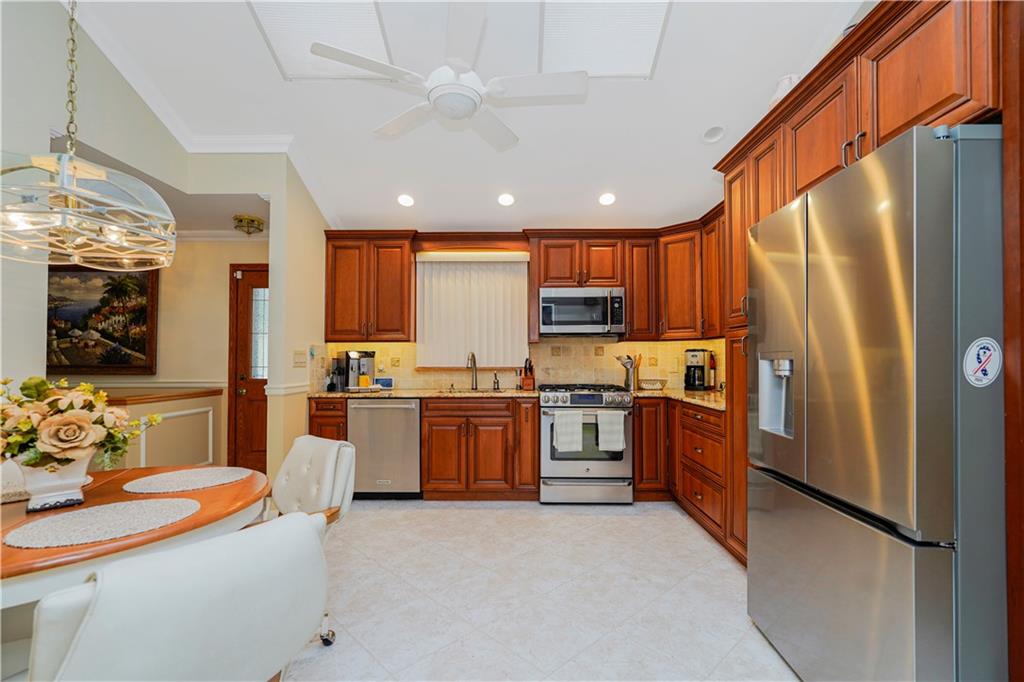 389 Sycamore Street Eltingville Staten Island NY 10312