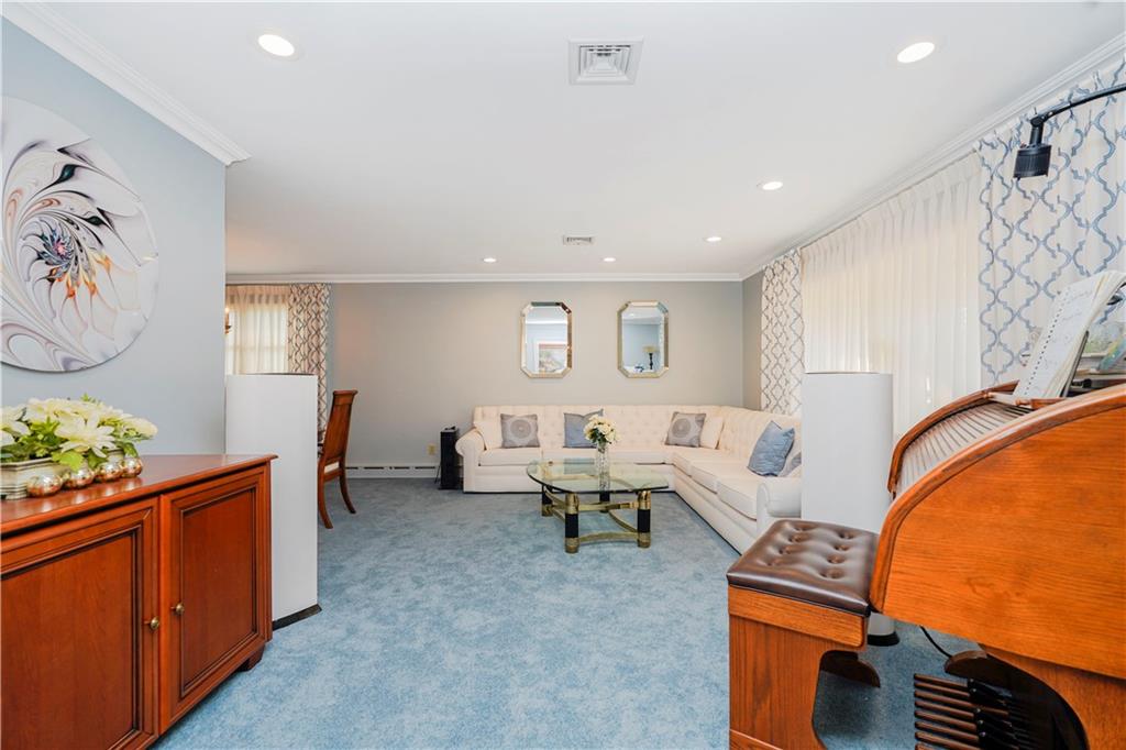 389 Sycamore Street Eltingville Staten Island NY 10312