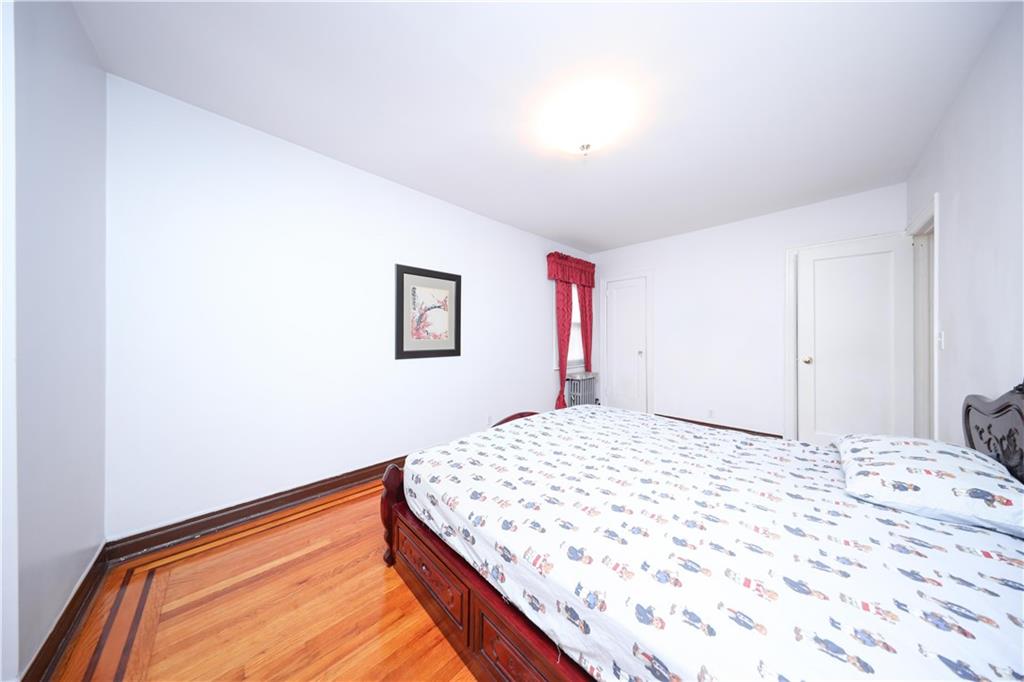 95-15 243rd Street Floral Park Floral Park NY 11001