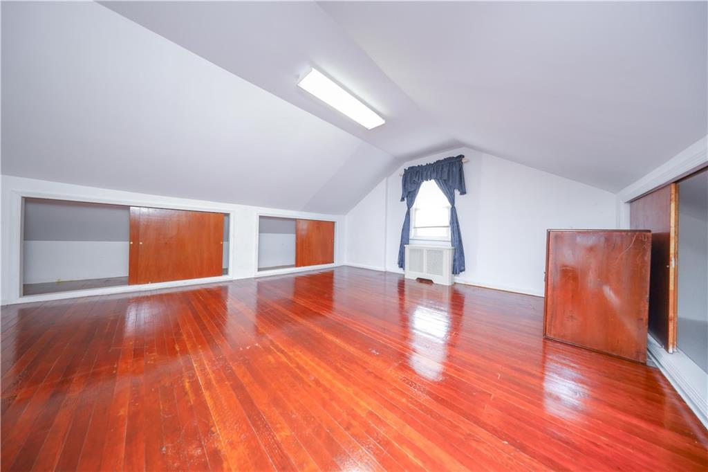 95-15 243rd Street Floral Park Floral Park NY 11001