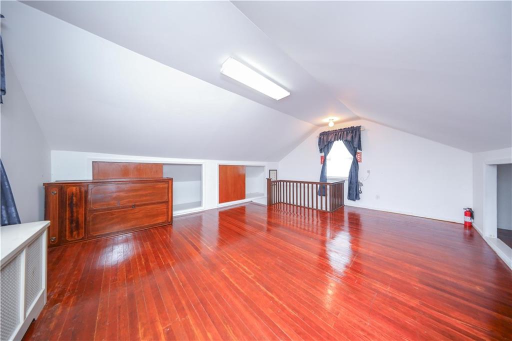 95-15 243rd Street Floral Park Floral Park NY 11001
