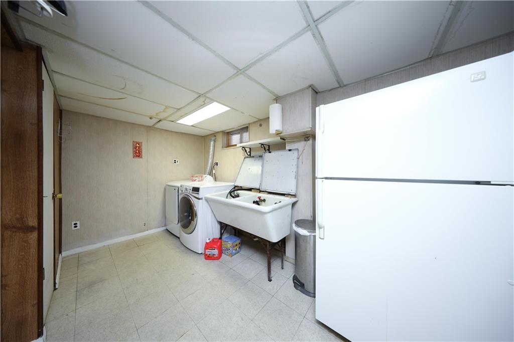 95-15 243rd Street Floral Park Floral Park NY 11001
