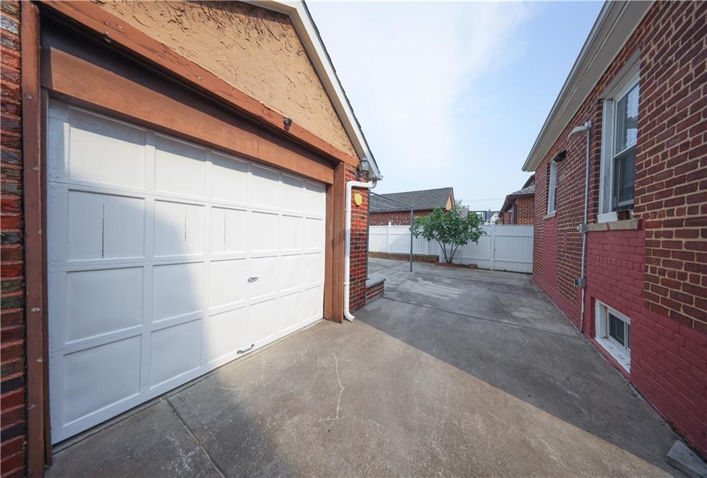 95-15 243rd Street Floral Park Floral Park NY 11001
