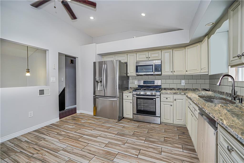 15 Oliver Place Bulls Head Staten Island NY 10314