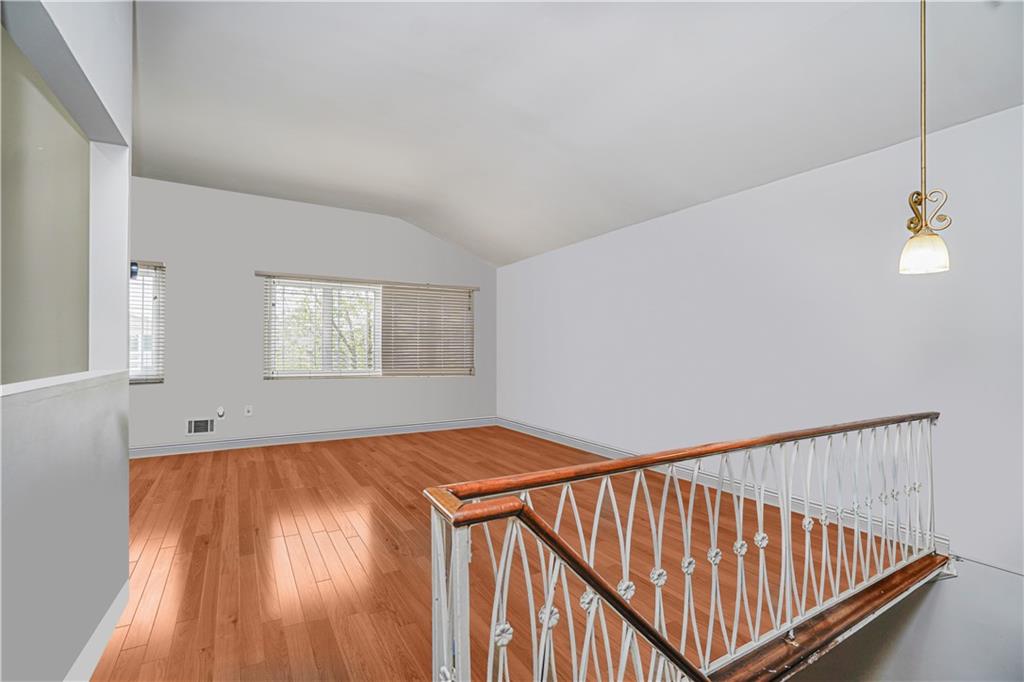 15 Oliver Place Bulls Head Staten Island NY 10314