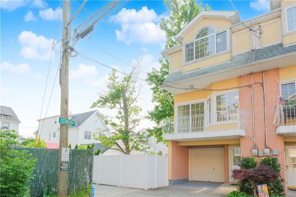 24 Ostrich Court Rossville Staten Island NY 10309