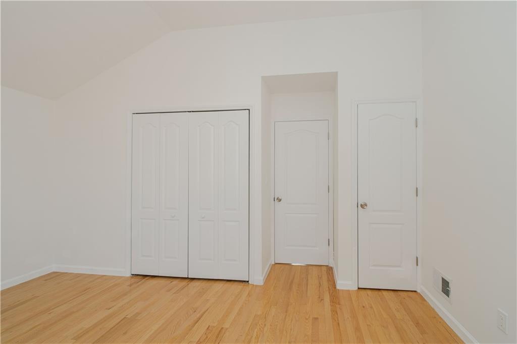 24 Ostrich Court Rossville Staten Island NY 10309