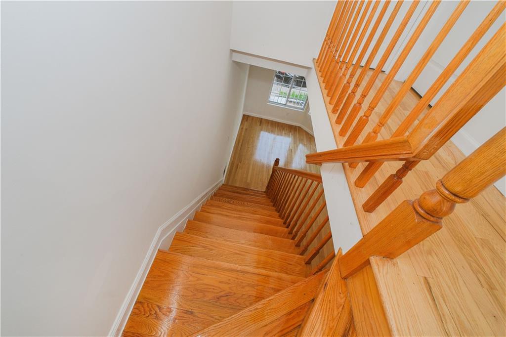 24 Ostrich Court Rossville Staten Island NY 10309