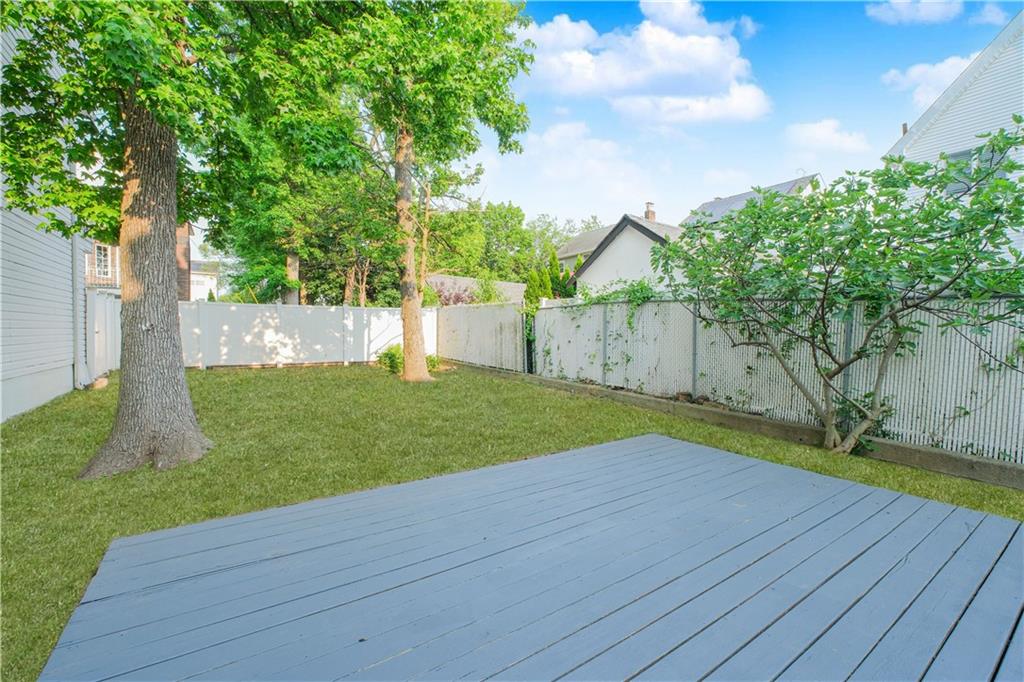 24 Ostrich Court Rossville Staten Island NY 10309