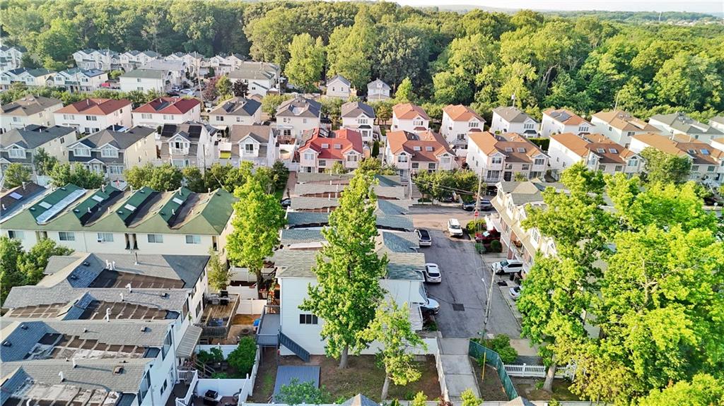24 Ostrich Court Rossville Staten Island NY 10309