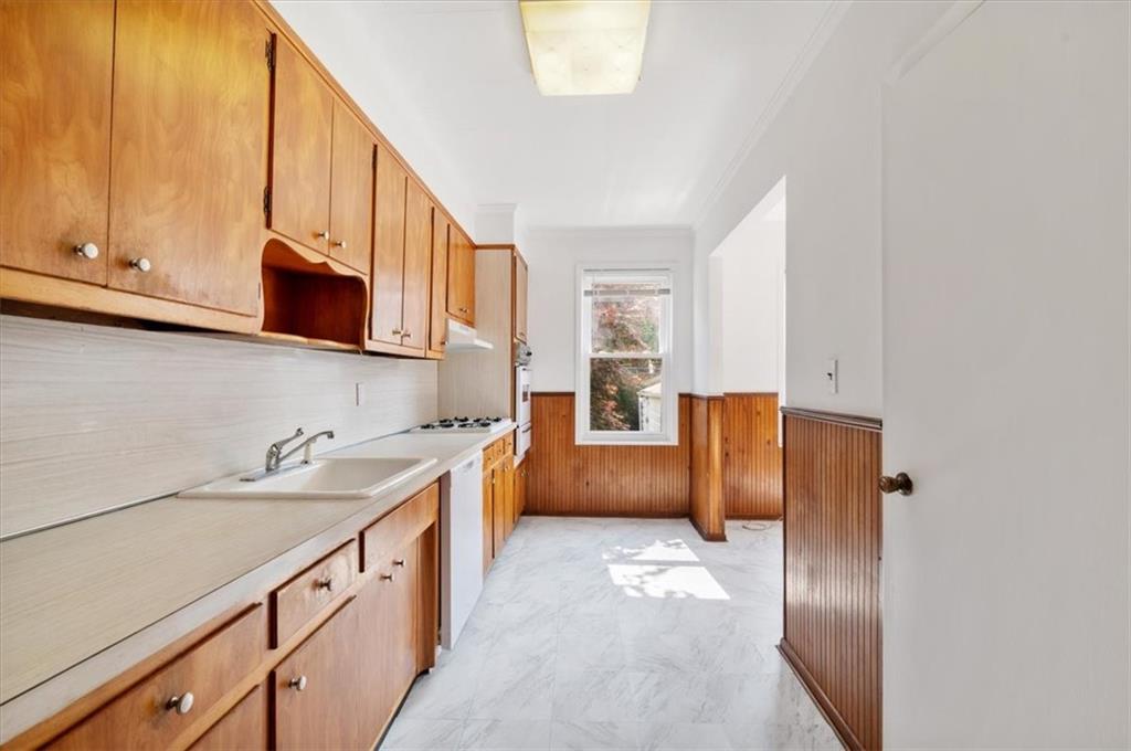 1506 East 29th Street Midwood Brooklyn NY 11229