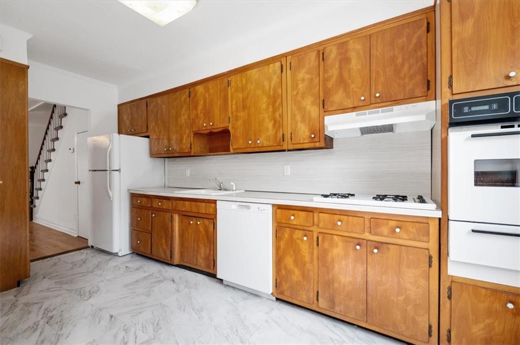 1506 East 29th Street Midwood Brooklyn NY 11229