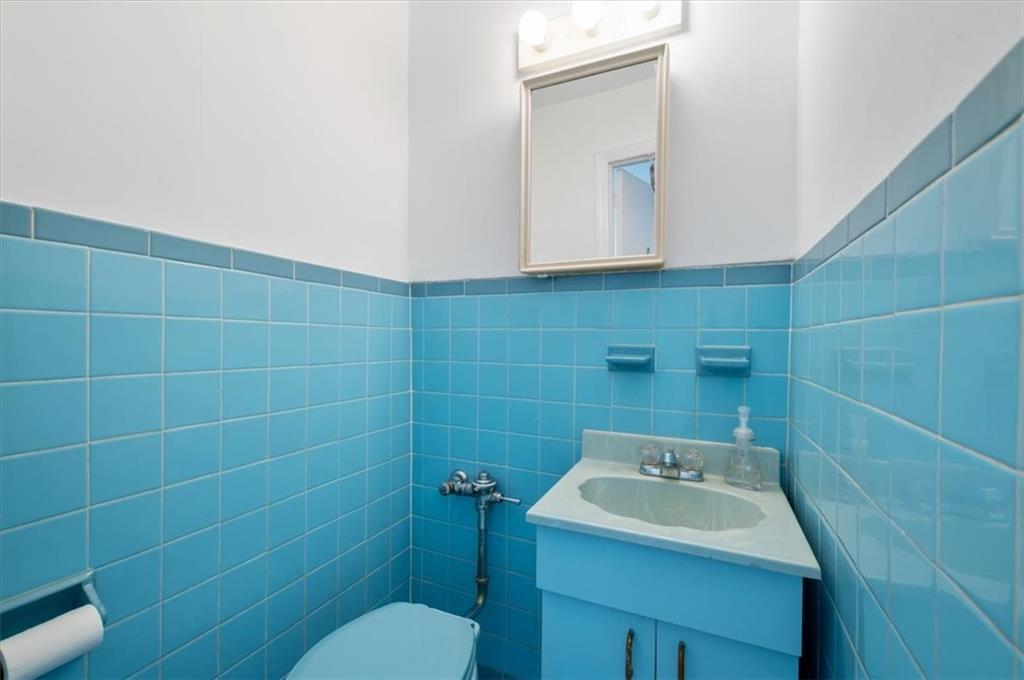 1506 East 29th Street Midwood Brooklyn NY 11229