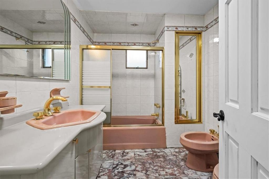 3809 12th Avenue Borough Park Brooklyn NY 11218