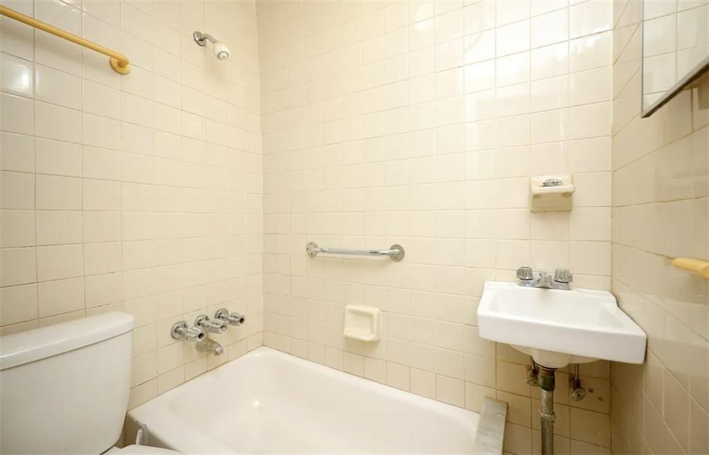 87 1st Avenue New York NY 10003