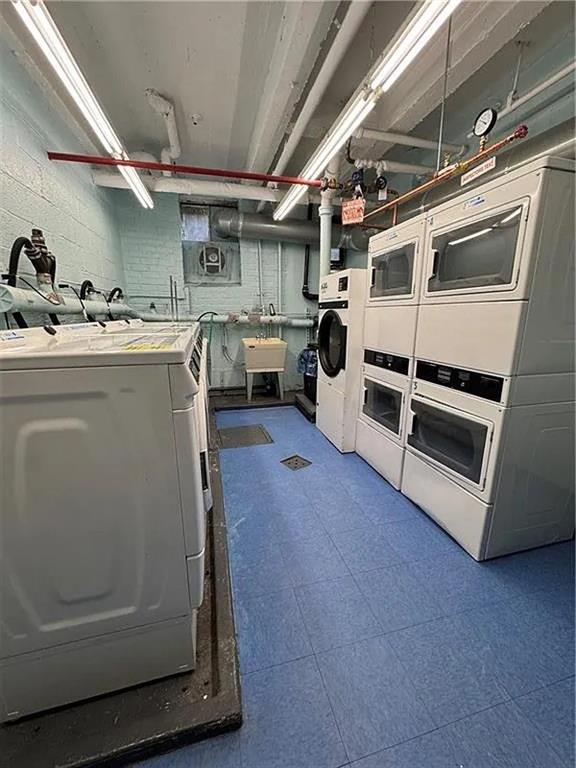 7261 Shore Road Bay Ridge Brooklyn NY 11209