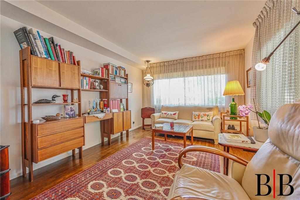 203 Whitman Drive Mill Basin Brooklyn NY 11234