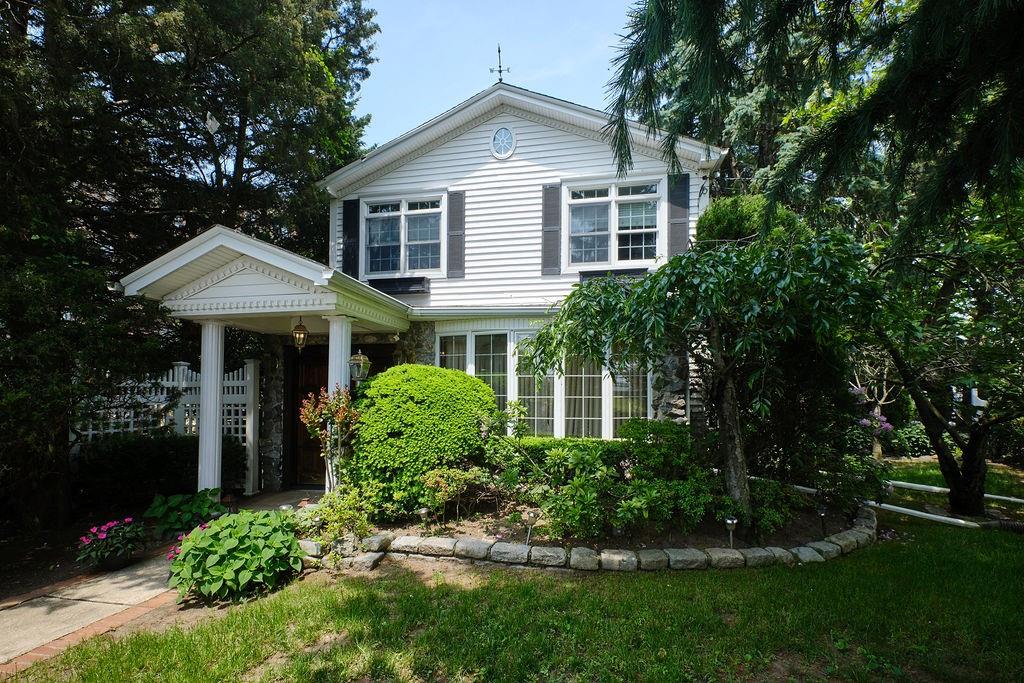 3043 Avenue Z Sheepshead Bay Brooklyn NY 11235