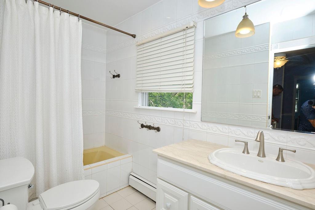 3043 Avenue Z Sheepshead Bay Brooklyn NY 11235