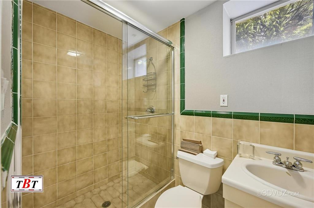 995 East 21st Street Midwood Brooklyn NY 11210