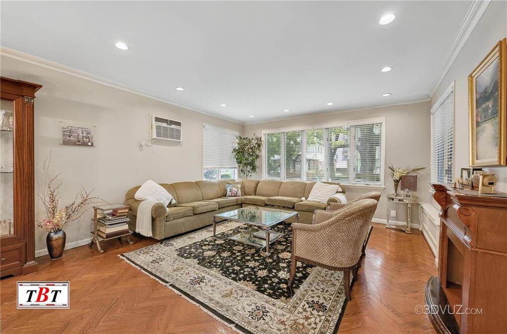 995 East 21st Street Midwood Brooklyn NY 11210