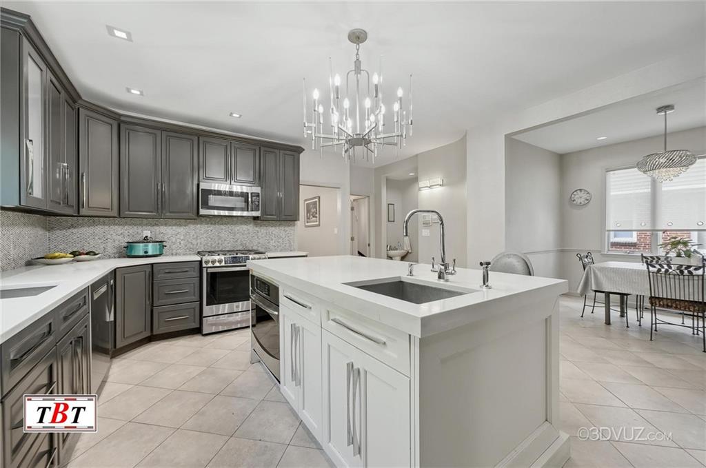 995 East 21st Street Midwood Brooklyn NY 11210
