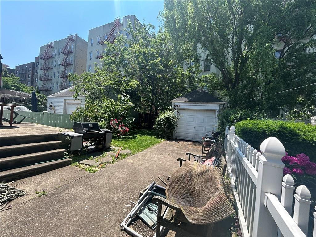 2390 East 21st Street Sheepshead Bay Brooklyn NY 11229