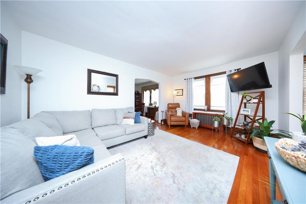 14 Joan Place Westerleigh Staten Island NY 10314