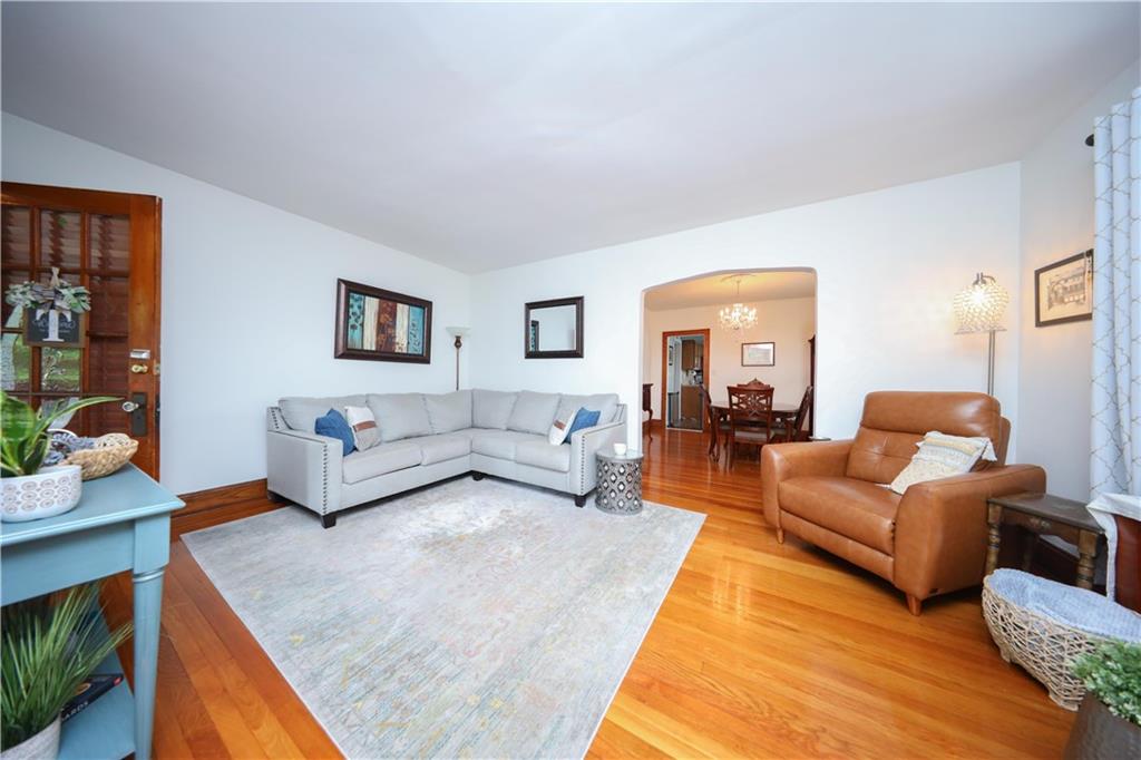 14 Joan Place Westerleigh Staten Island NY 10314