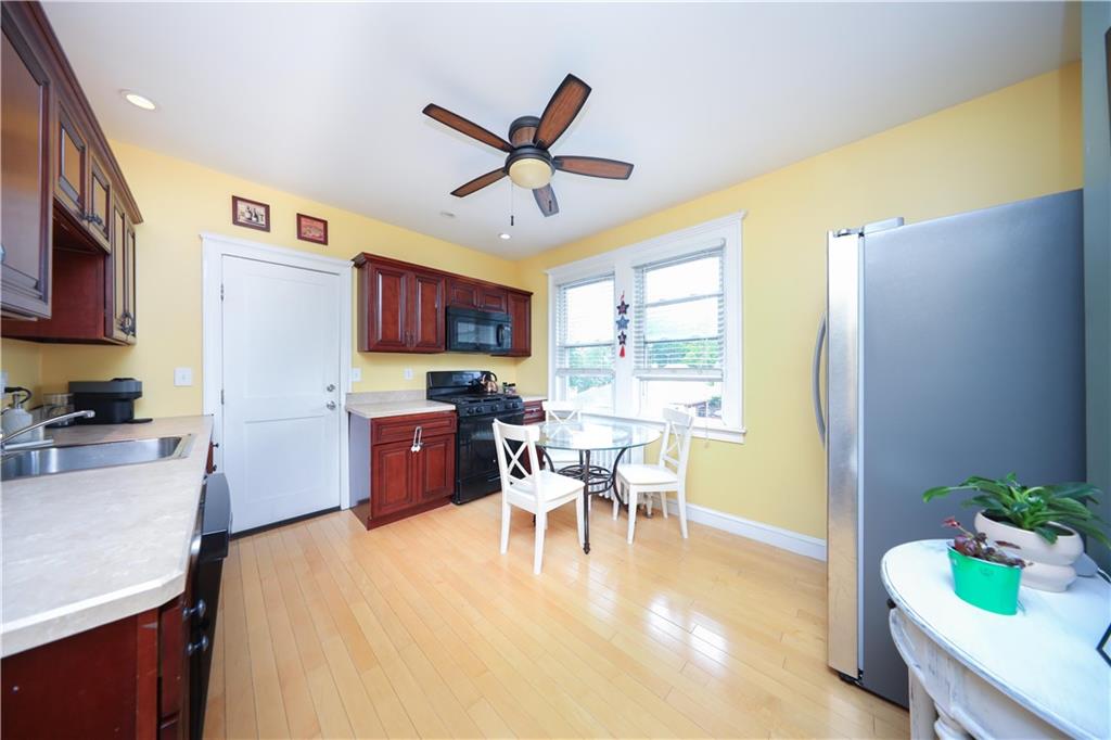 14 Joan Place Westerleigh Staten Island NY 10314