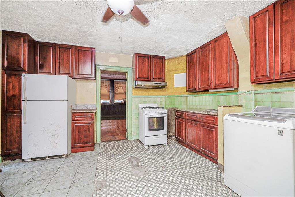 2123 West 9th Street Gravesend Brooklyn NY 11223