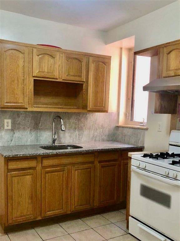 2363 81st Street Bensonhurst Brooklyn NY 11214