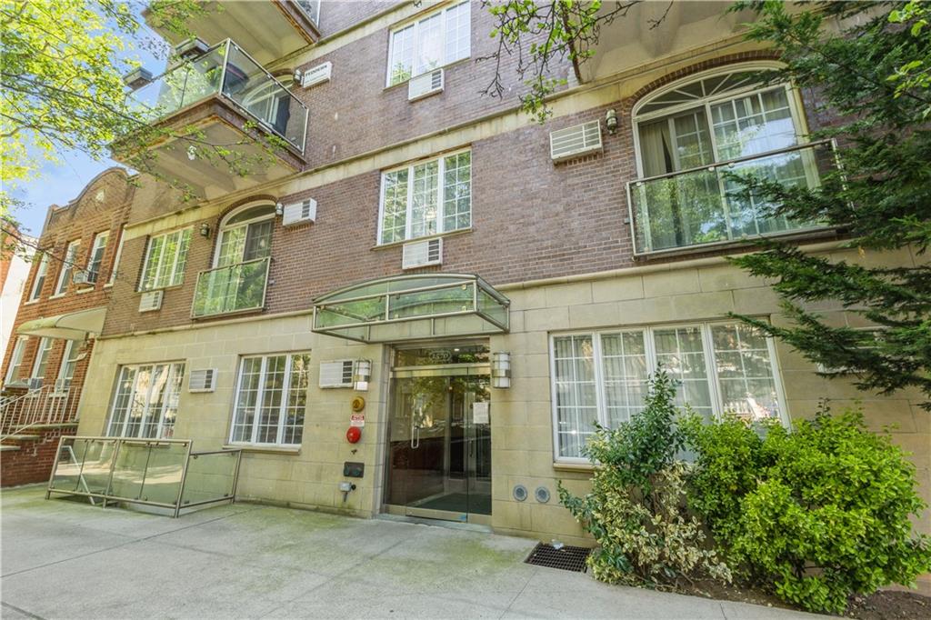 1570 West 10th Street Bensonhurst Brooklyn NY 11204