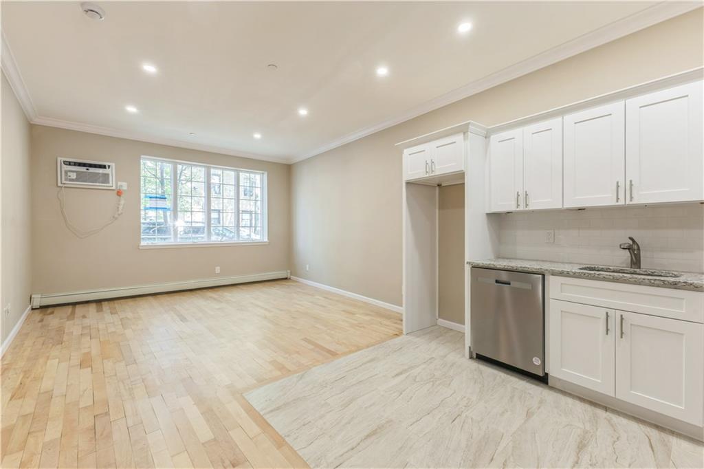 1570 West 10th Street Bensonhurst Brooklyn NY 11204