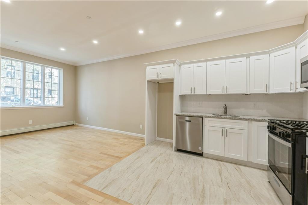 1570 West 10th Street Bensonhurst Brooklyn NY 11204