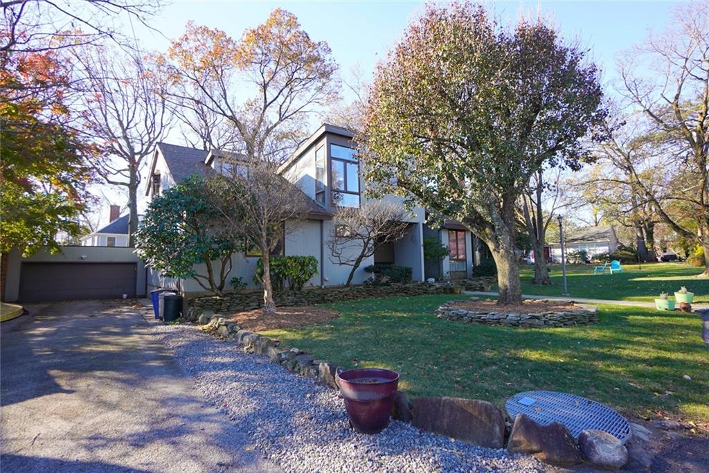 26 Ada Place Grymes Hill Staten Island NY 10301