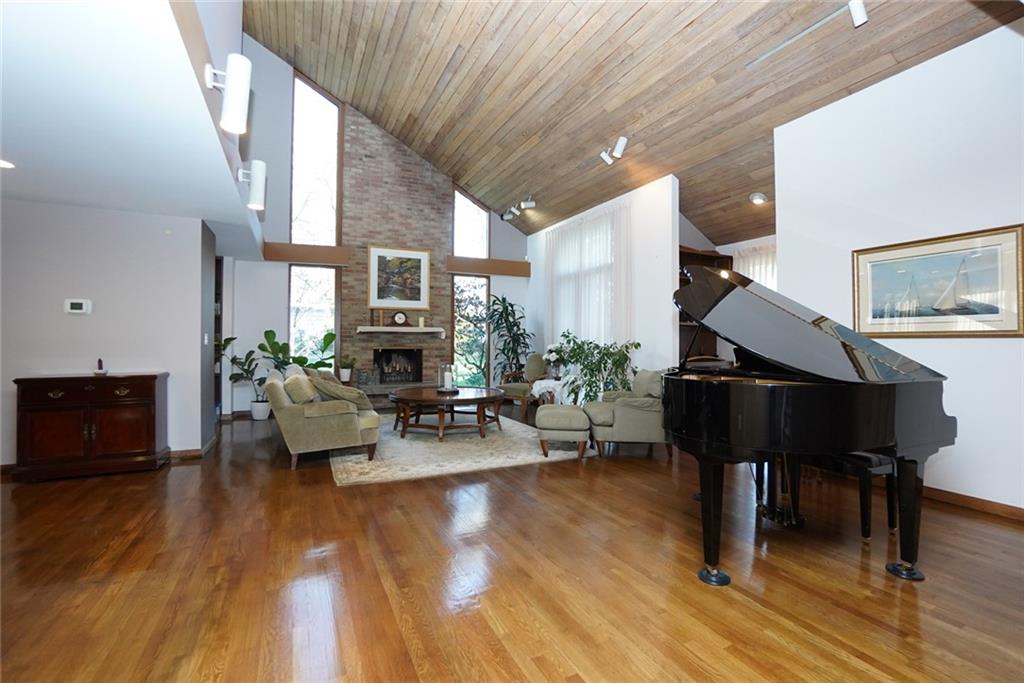 26 Ada Place Grymes Hill Staten Island NY 10301