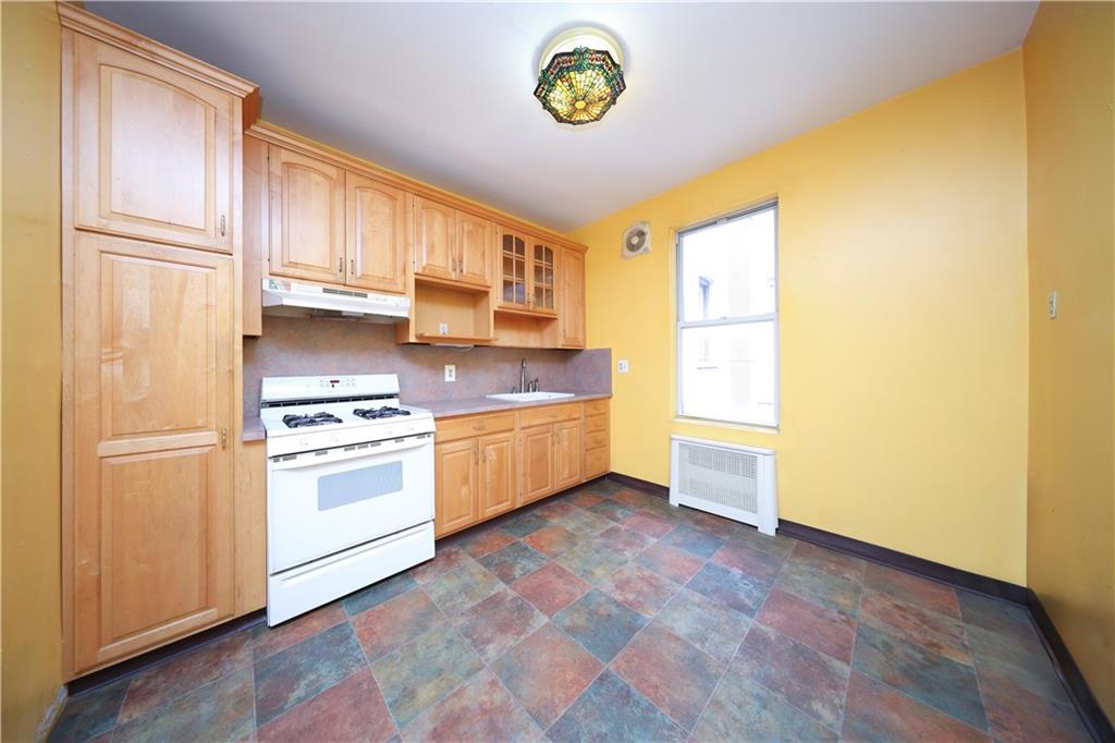 4518 11th Avenue Borough Park Brooklyn NY 11219