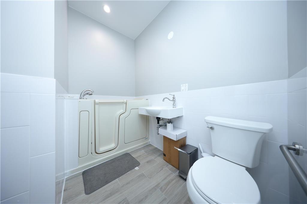 2050 71st Street Bensonhurst Brooklyn NY 11204