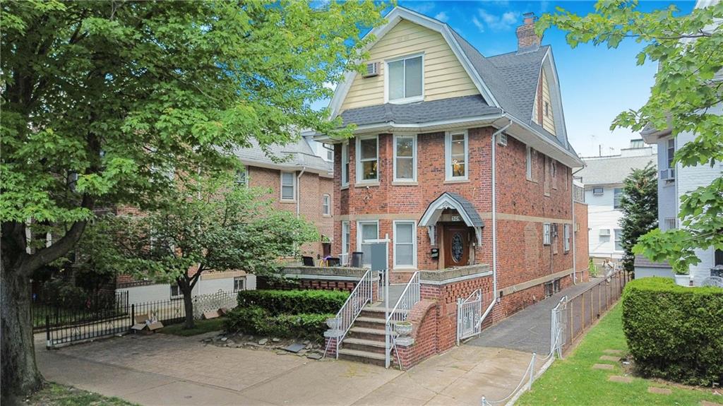 305 Avenue O Midwood Brooklyn NY 11230