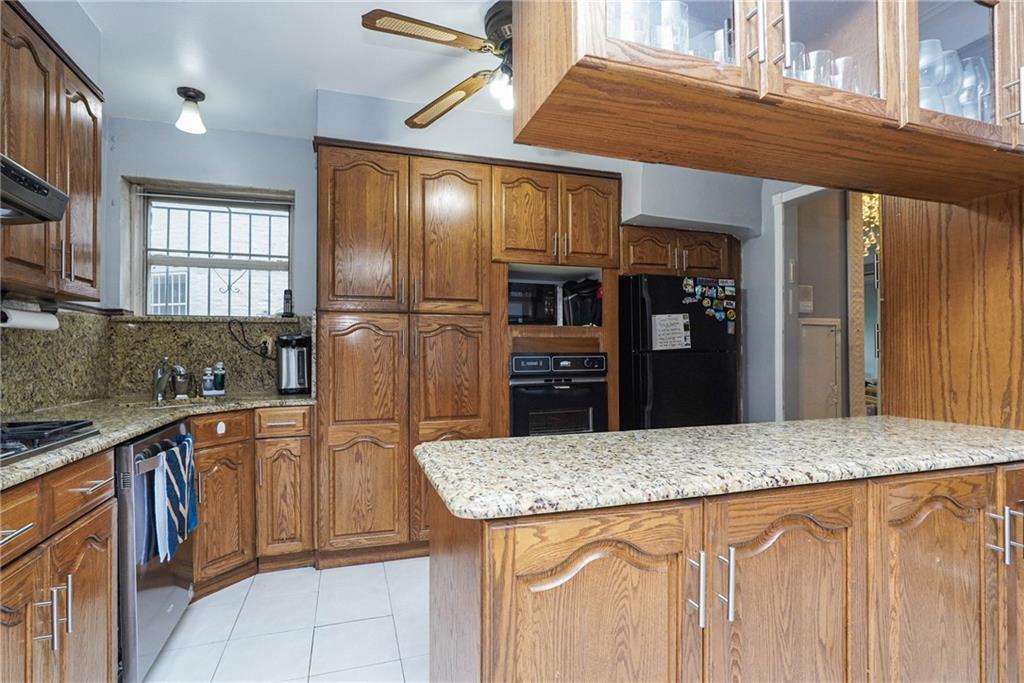 305 Avenue O Midwood Brooklyn NY 11230