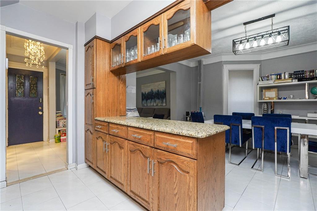 305 Avenue O Midwood Brooklyn NY 11230