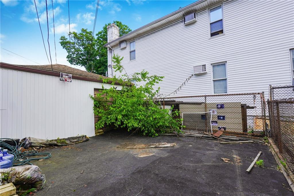 305 Avenue O Midwood Brooklyn NY 11230