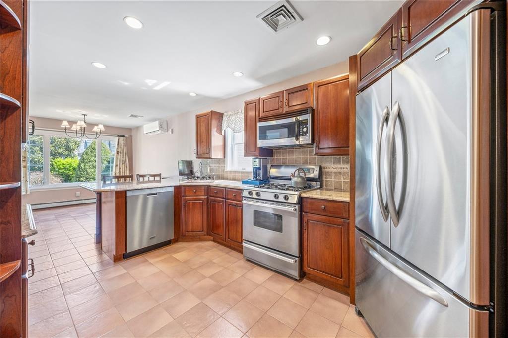 110 Forest Road Staten Island NY 10304
