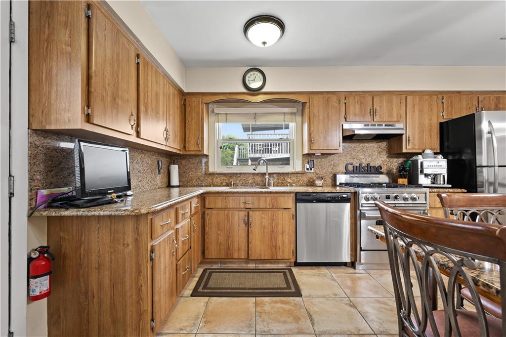 169 Redgrave Avenue Bay Terrace Staten Island NY 10306