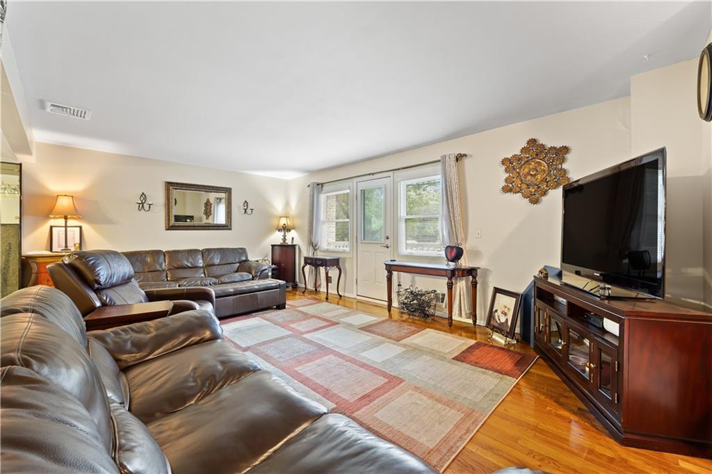 169 Redgrave Avenue Bay Terrace Staten Island NY 10306
