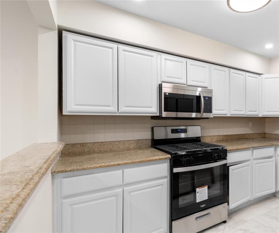 22 Oakville Street Willowbrook Staten Island NY 10314