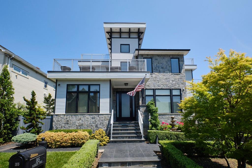 185 Radcliff Road Grasmere Staten Island NY 10305