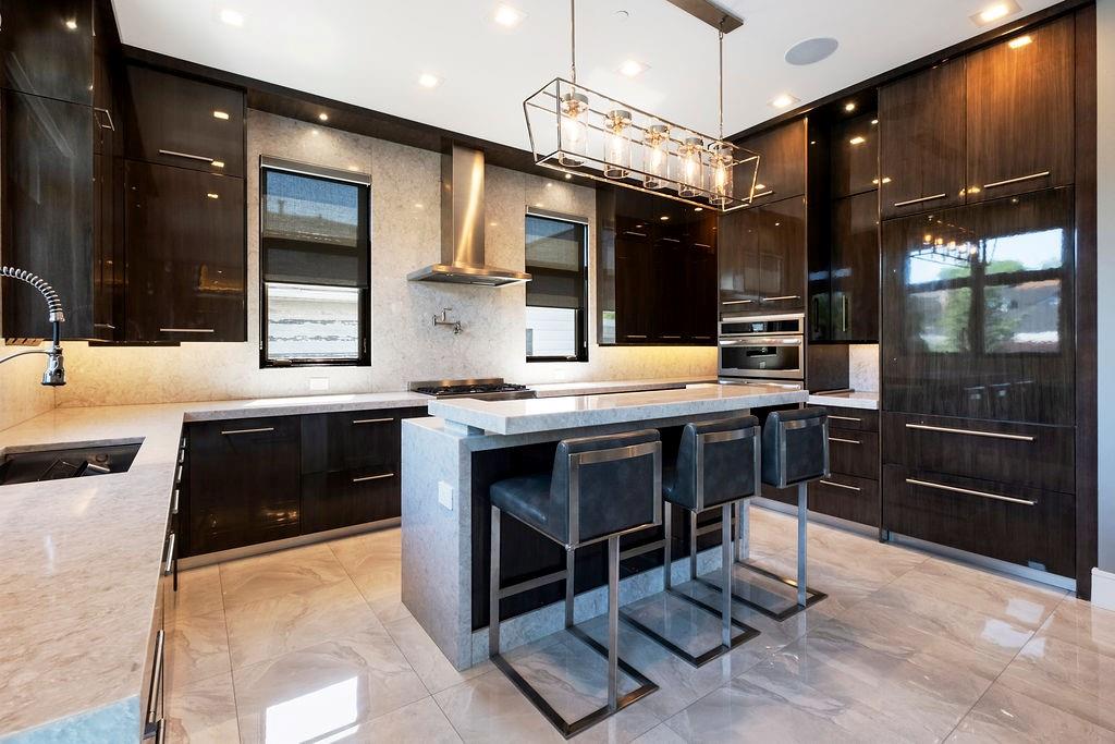 185 Radcliff Road Grasmere Staten Island NY 10305